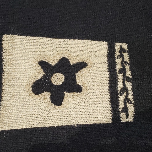 Hand embroidery short sleeve button front cardigan floral. Black and tan. - Picture 6 of 6